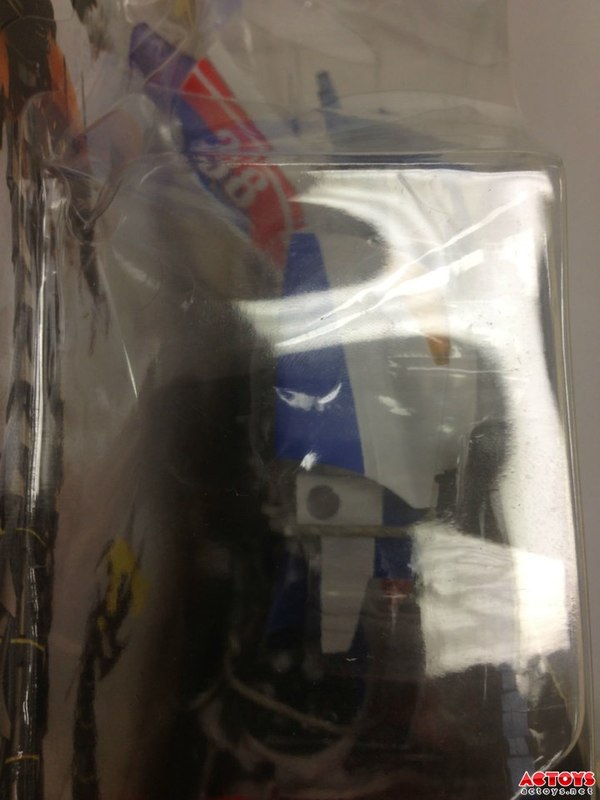 New Transformers Beast Hunters Smokescreen In Packages Image   (3 of 17)